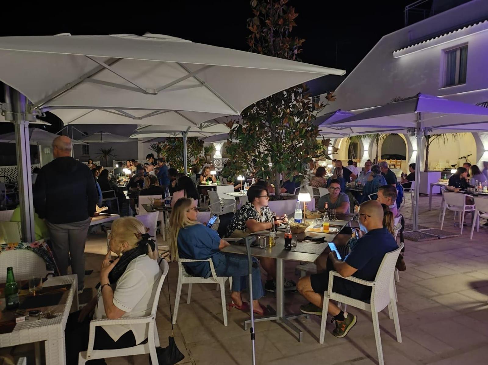 Rosa Marina Frontline Beach Ostuni Kültér fotó